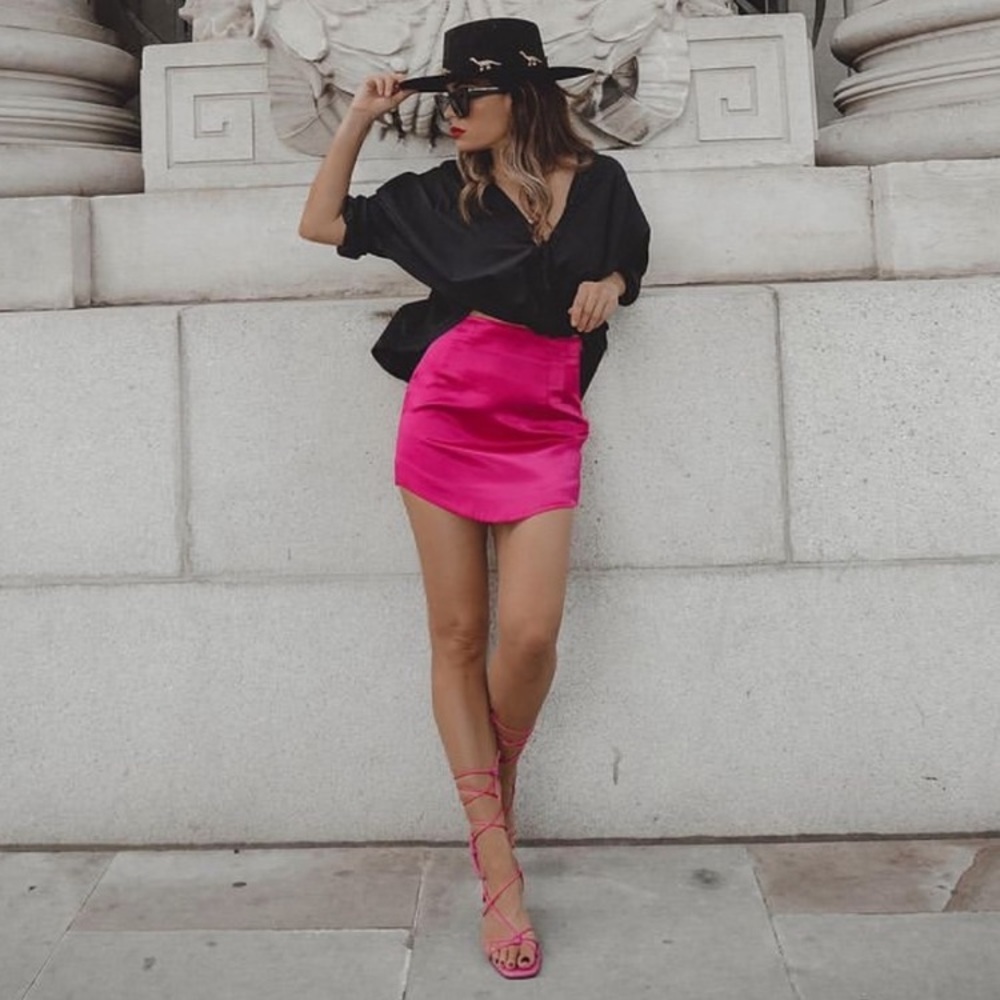 Zara Pink Satin Effect Mini Skirt NWT - Picture 5 of 17